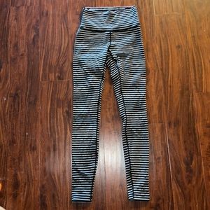 Wunder Under High-Rise Tight 28” Luxtreme